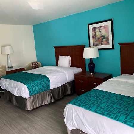 Howard Johnson By Wyndham Atlanta College Park Extérieur photo